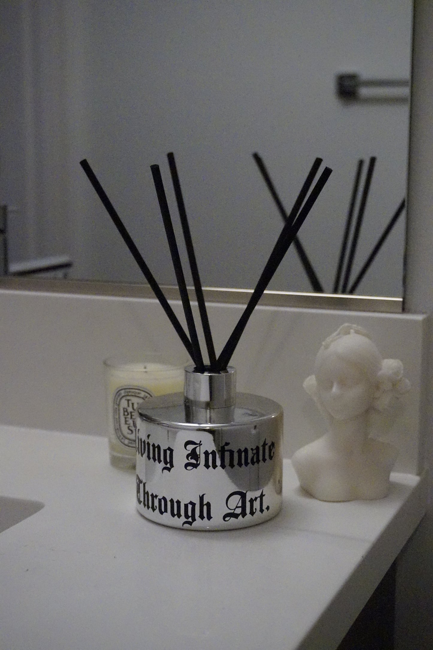SOLAR ECLIPSE - REED DIFFUSER